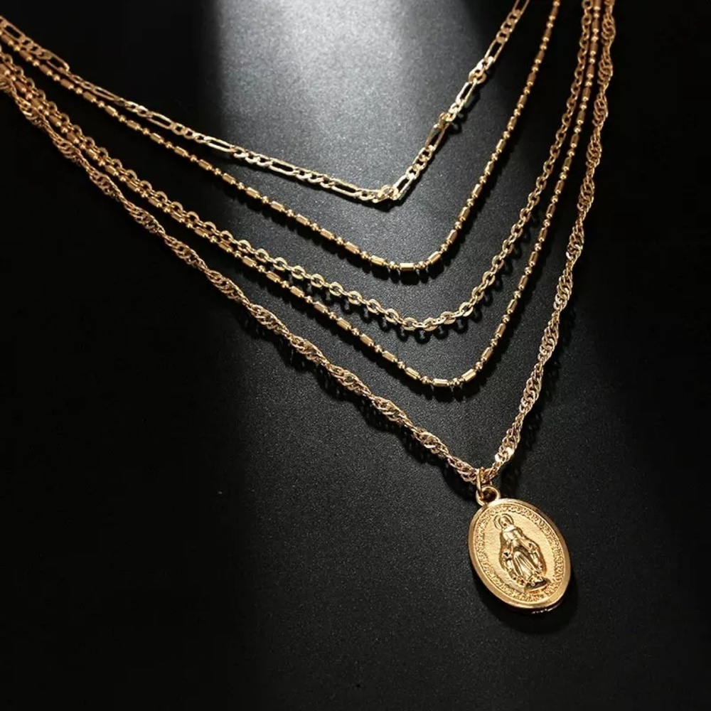 ✨💎 5 Layer Gold Necklace - Picture 2 of 4
